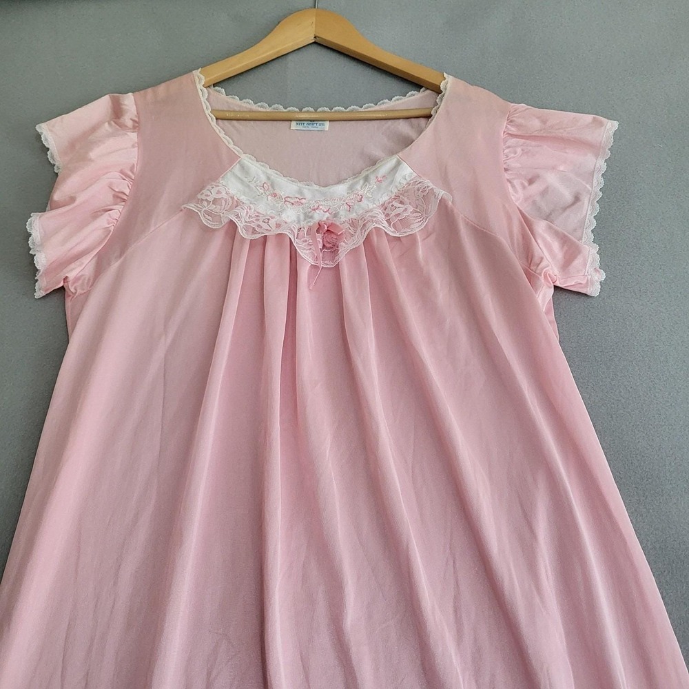VTG‎ Pink Silky Nylon Satin Long Night Gown Women's Size 26 Made In USA - Picture 2 of 10